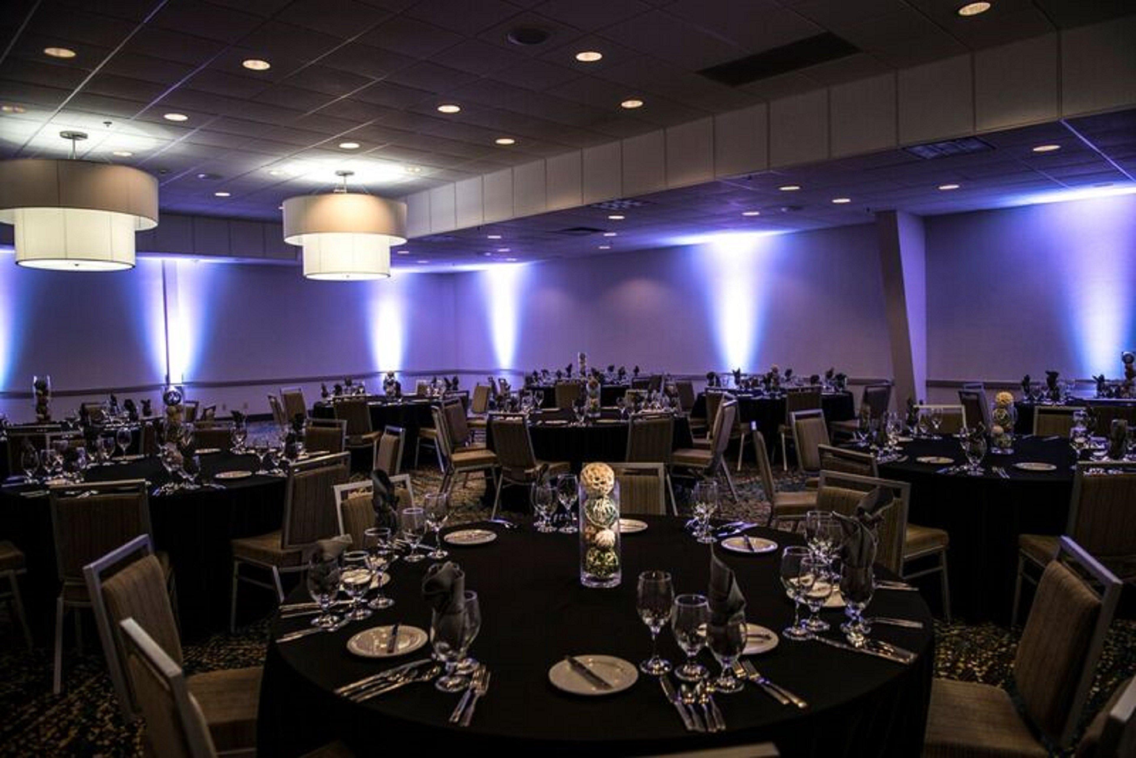 Holiday Inn Little Rock-Airport-Conference Center By Ihg Exterior foto